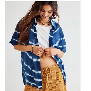 Jen’s Pirate Booty Button Down size XS